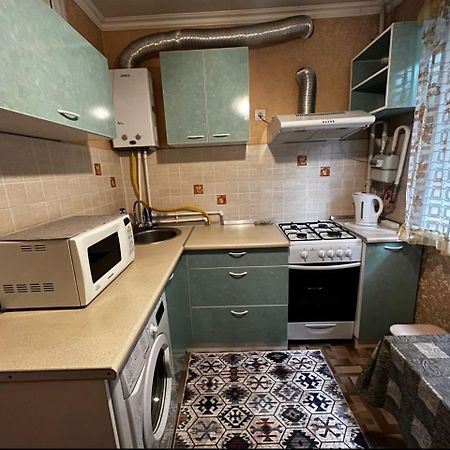 Apartment On Akhmetova 10 Alma-Ata Exteriör bild