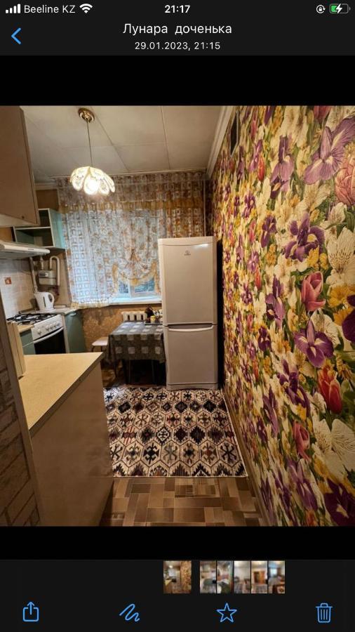 Apartment On Akhmetova 10 Alma-Ata Exteriör bild